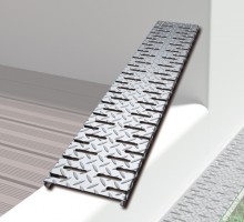 &nbsp;​- 내식성이 강한 스테인리스강 재질로 제작되어- 건물 내/외부에 보행자 통행로에 설치가 적합하다.- 체크플레이트&nbsp;형태로 보행자 안전에 유리하다.-사이드 홀컷으로 배수능력이 탁월하다.- 소형배수로에 특화된 제품&nbsp;